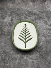 Load image into Gallery viewer, Fern Leaf soap dish
