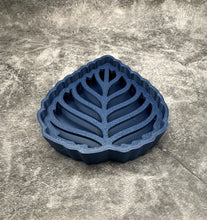 Load image into Gallery viewer, Forest Vein Soap dish
