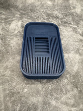 Load image into Gallery viewer, Linear stripes soap dish
