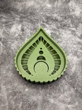 Load image into Gallery viewer, Lotus Drop Soap Dish
