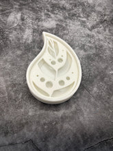 Load image into Gallery viewer, Golden Leaf Soap Dish
